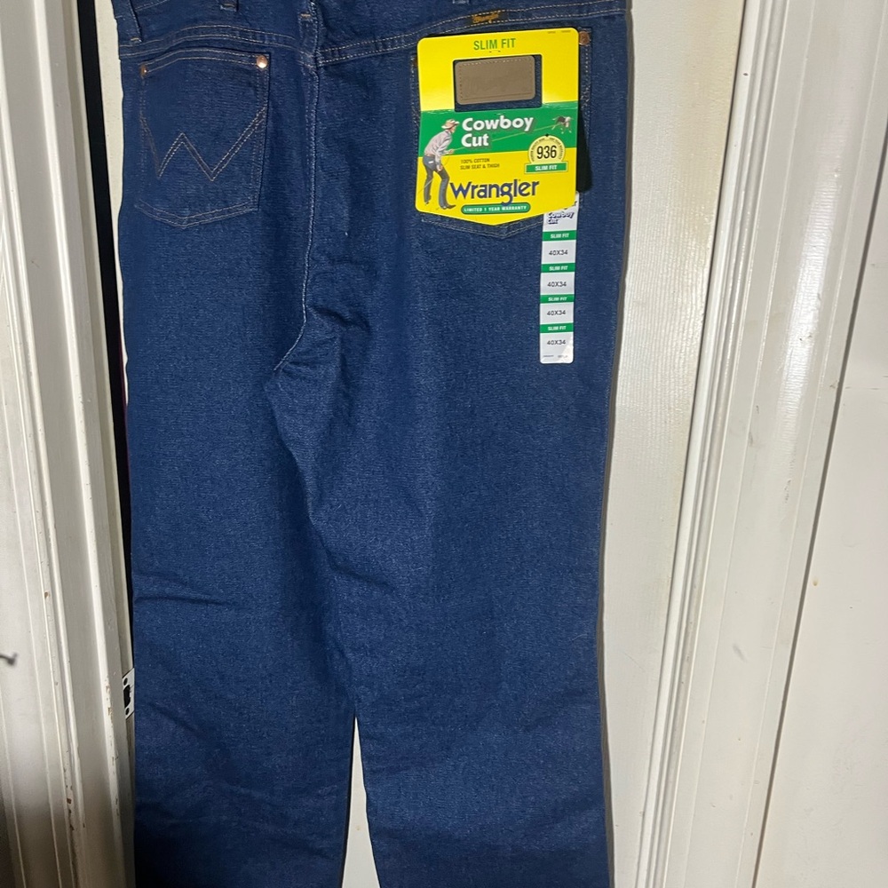 Wrangler cowboy cut Slim fit 936 size 40X 34 new